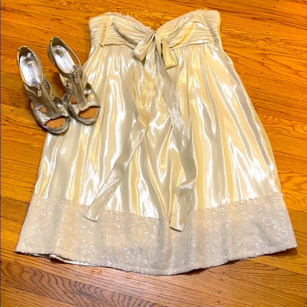 BCBG MAXAZRIA 10